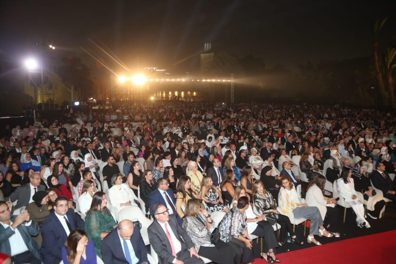 إسدال الستار على فعاليات الدورة الـ33 لمهرجان ومؤتمر الموسيقى العربية بحفل كامل العدد للنجم صابر الرباعي والنجمة سوما